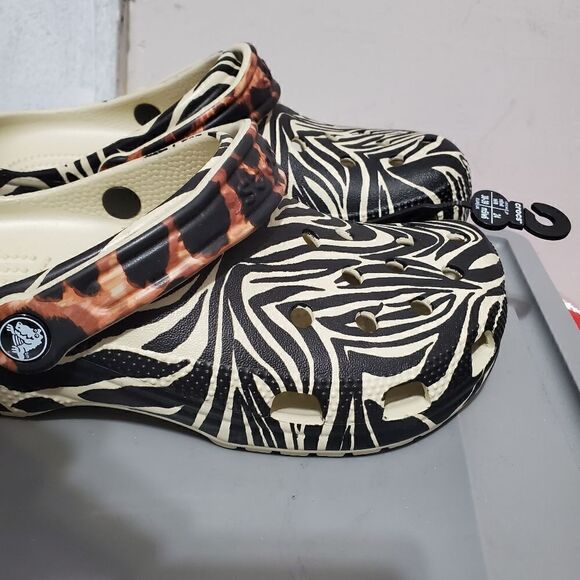 Crocs Classic Unisex Animal Print Remix Clog Men 5 Women 7 207840-2Y9 New - Picture 5 of 10